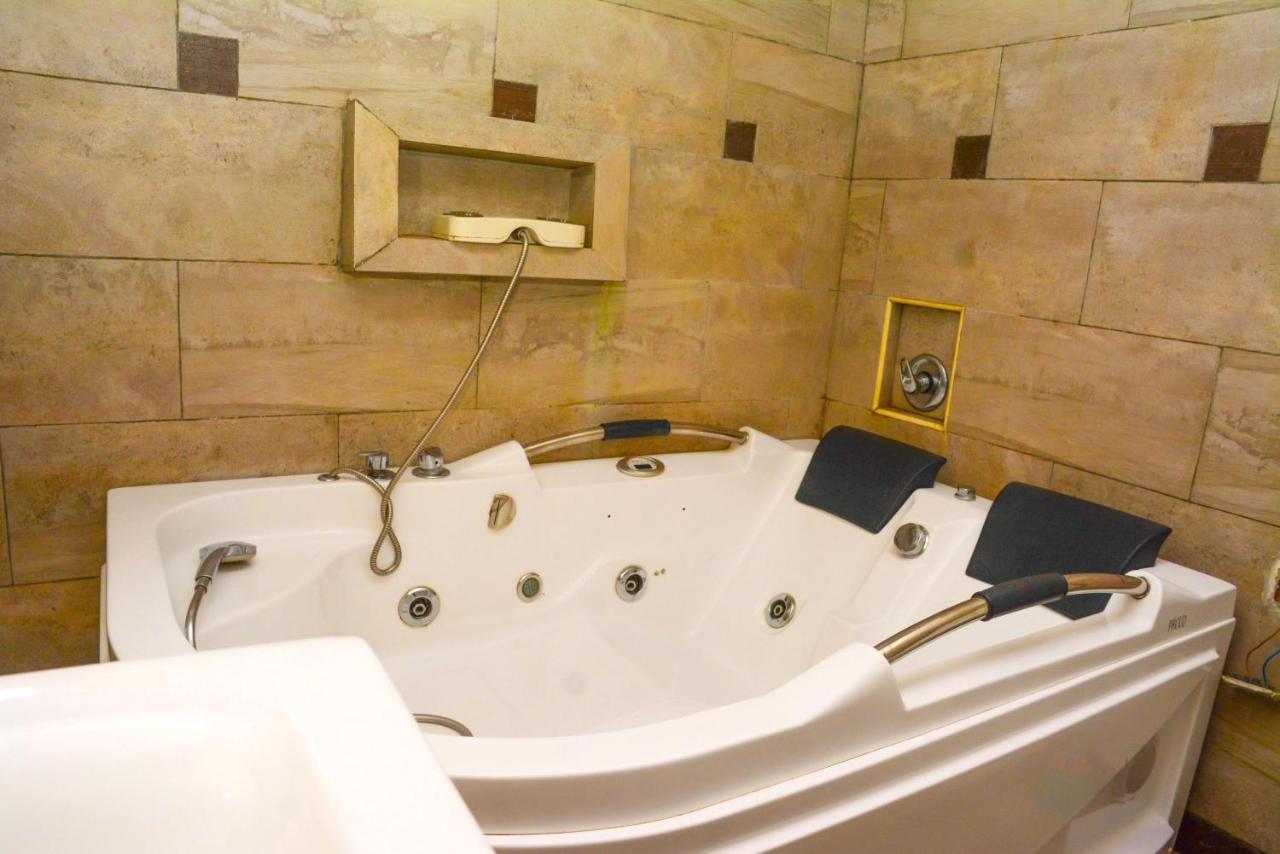 Connecting Lagos Suites Экстерьер фото